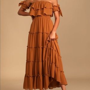 Lulus off the shoulder dress XS